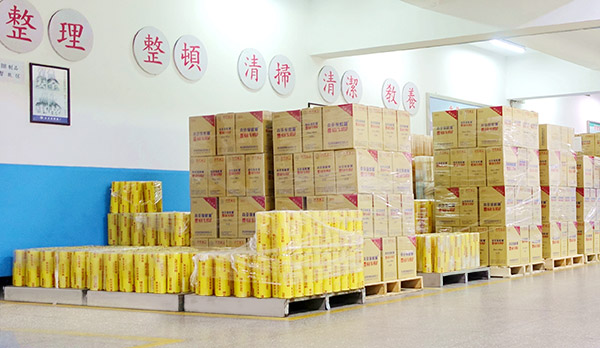 南亚中国南通惠州厂，符合规范可安心使用，保鲜膜生产厂商，大量提供。
